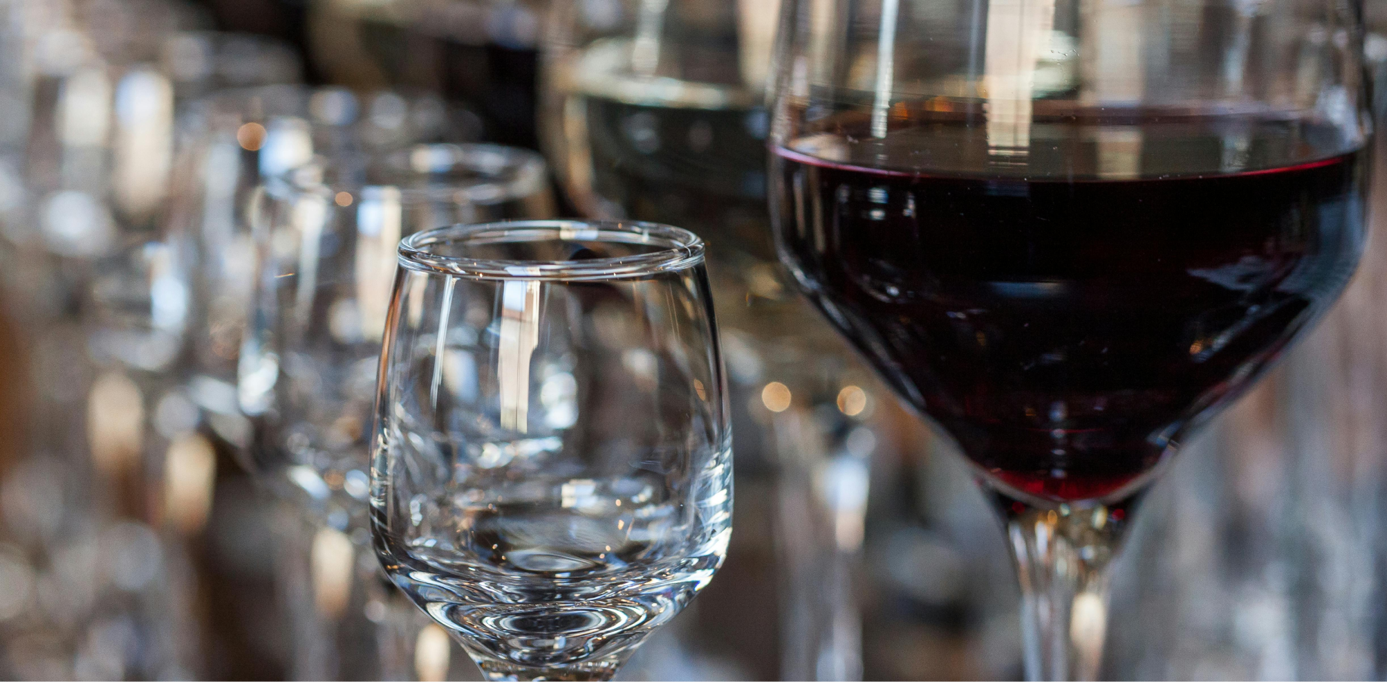 Escolher o copo de vinho certo